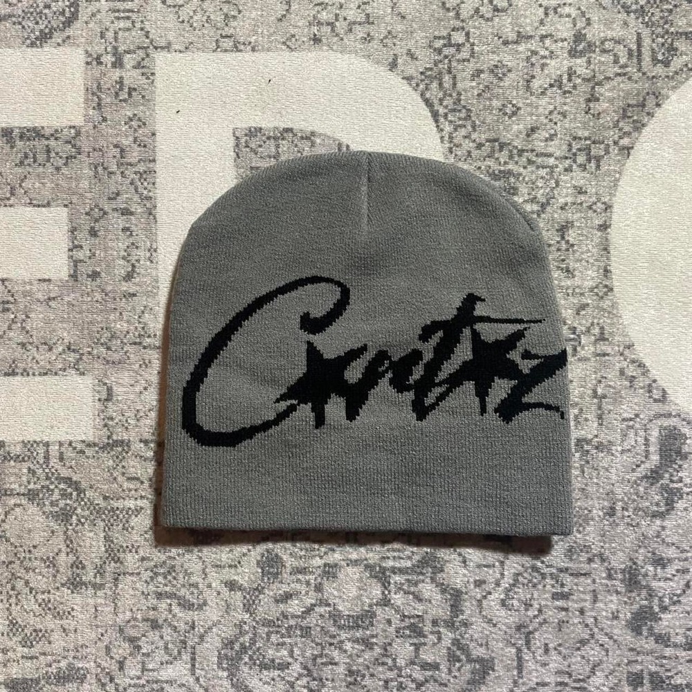 Corteiz (CRTZ) Star Graphic Knit Skully Beanie